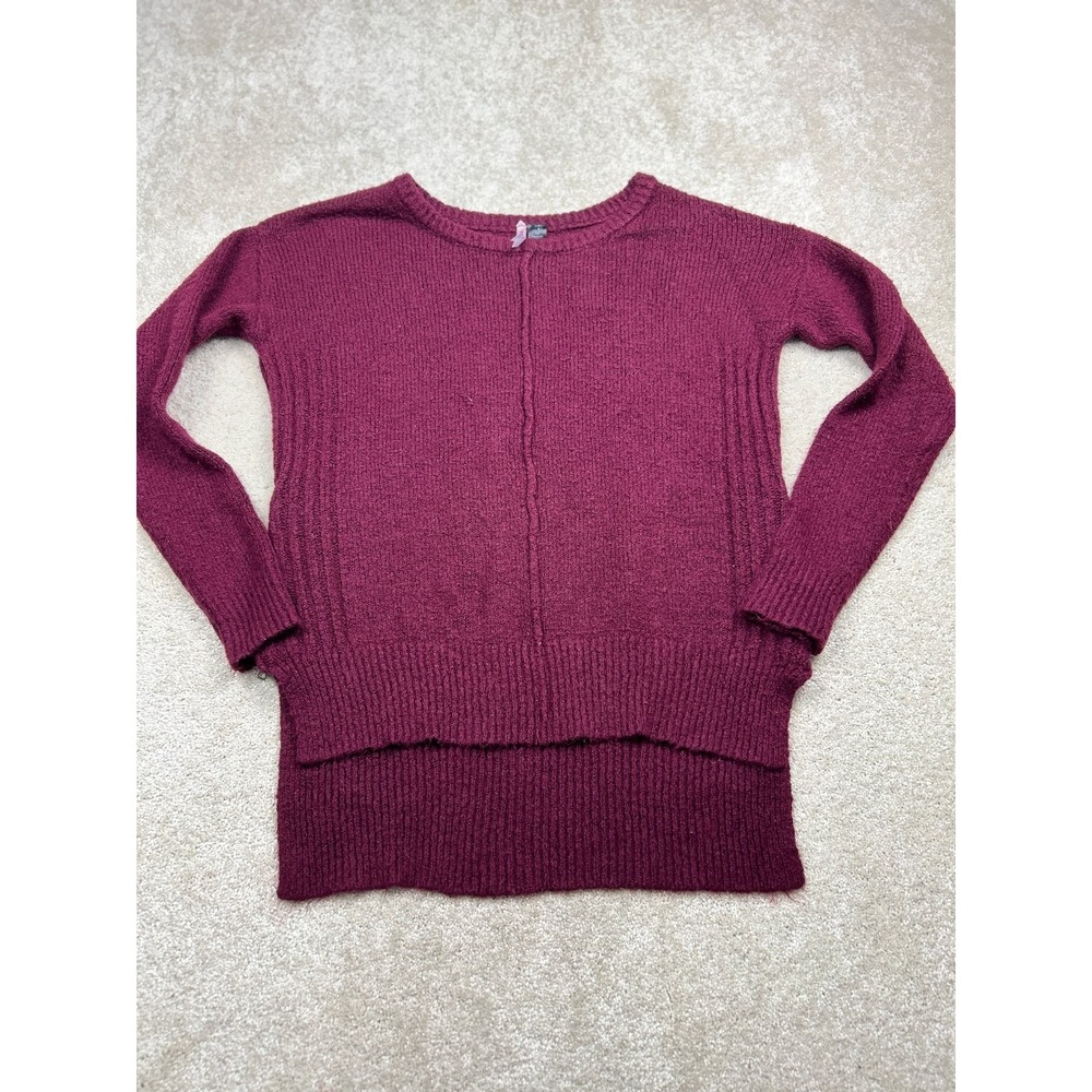 LOVE by DESIGN Women's Burgundy Sweater M Fuzzy Knit‎ Crewneck Long Sleeve